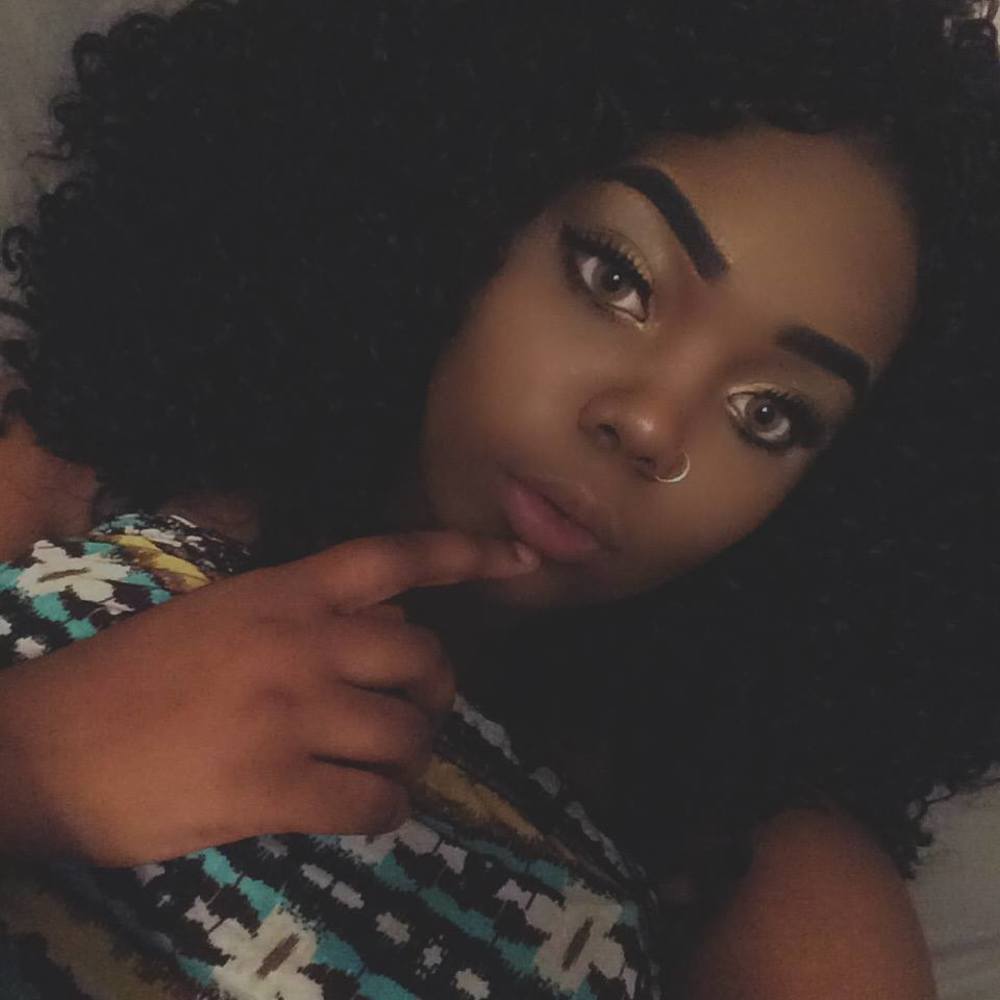 Meet your Posher, Ayanna